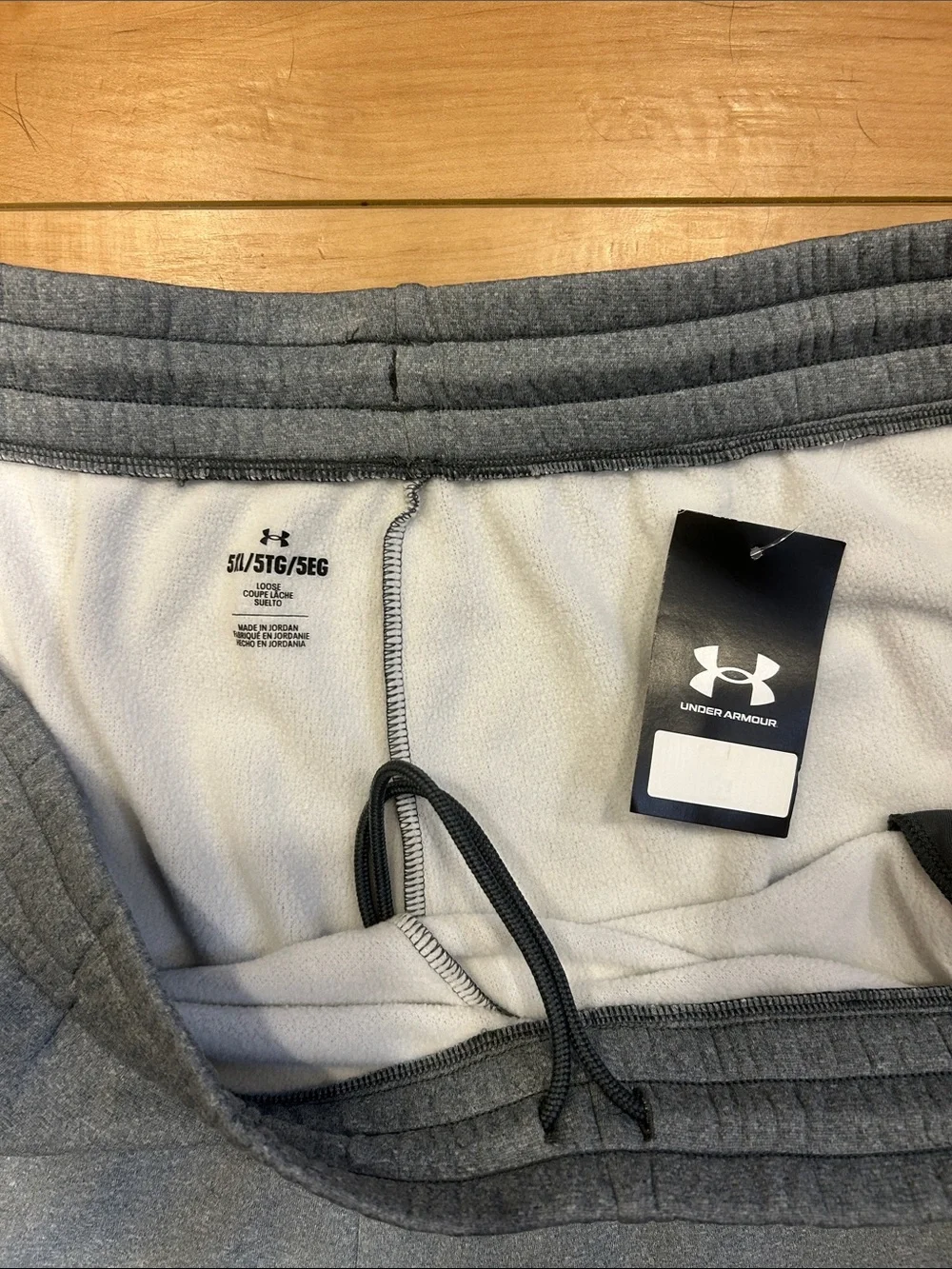NWT Under Armour Men’s Light Gray Athletic Jogger Pants